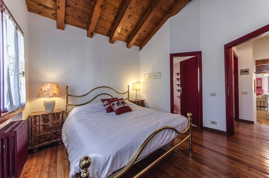 Novalesi Red House Villa โนอาเล ภายนอก รูปภาพ